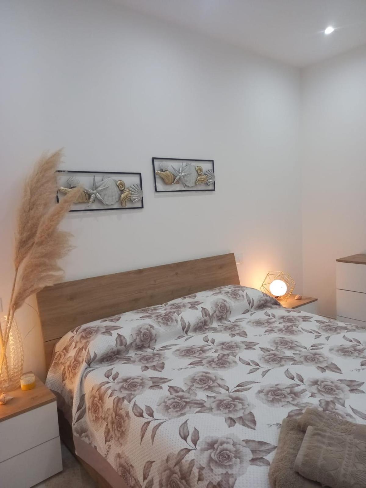Aphrodite'S Apartment Ad Aspra باغيريا المظهر الخارجي الصورة